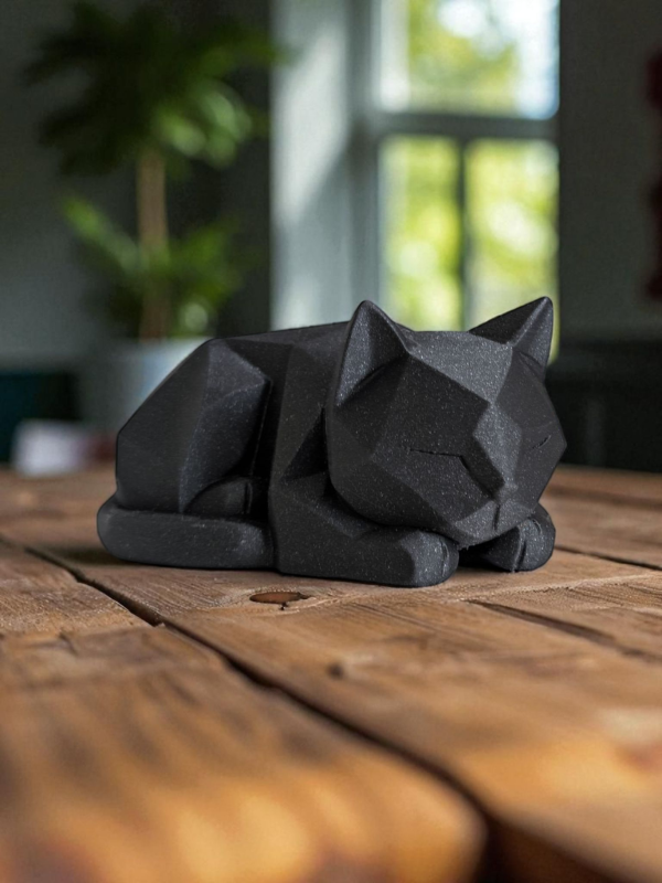 Uyuyan Kedi Heykelcik — Geometrik Form — heykelsi kedi figürü Uyuyan Kedi Heykelcik — Geometrik Form — heykelsi kedi figürü