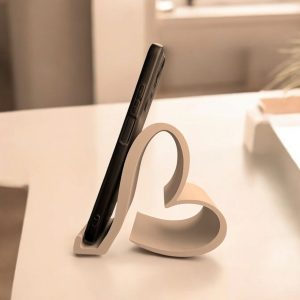 Kalp Formlu Telefon Standı — Heykelsi Masa Objesi — dijital zanaat