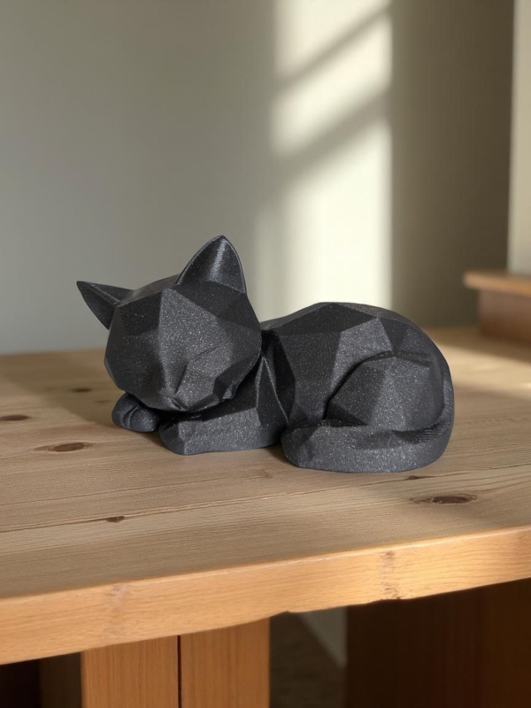 Uyuyan Kedi Heykelciği — Geometrik Form — geometrik kedi heykeli — geometrik heykel