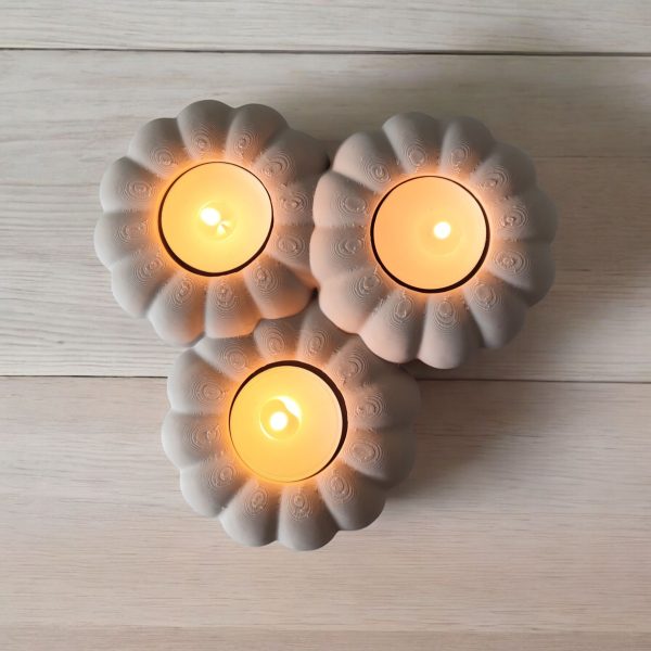 Kabak Formlu Üçlü Tealight Tutucu | Heykelsi Sonbahar Dekoru — kirik-beyaz