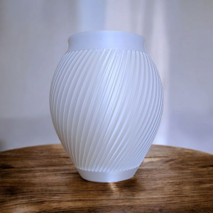 Versa — Spiral Dokulu Heykelsi Vazo — dijital zanaat