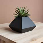 Geometrik Heykelsi Saksı | Piramit Form — geometrik saksı