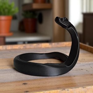 Heykelsi Yılan Figürü — Minimalist Form — hayvan heykeli