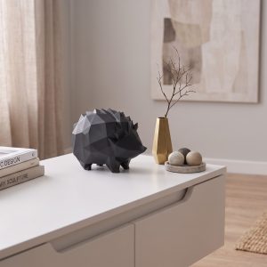 Geometrik Kirpi Heykeli — Low-Poly Form