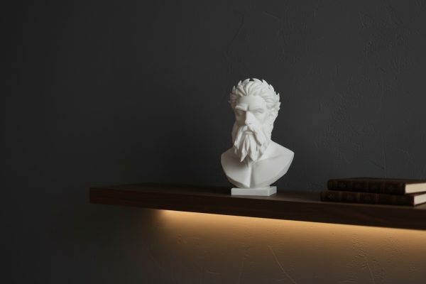 Zeus Büstü — Modern Mitoloji, Heykelsi Form — kirik-beyaz